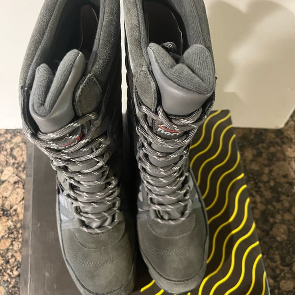 NORTIV 10 ROGUE Women's Mid Calf Lace up Insulated Winter Snow Boots…NEW..grey - Picture 4 of 4